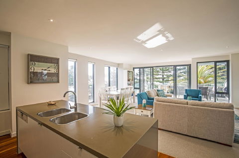 C-Scape Esplanade Cowes - Inverell Accommodation 8