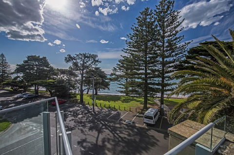 C-Scape Esplanade Cowes - Inverell Accommodation 6