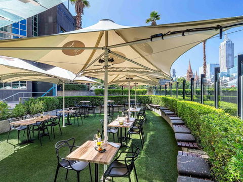 Quay West Suites Melbourne - Inverell Accommodation 25