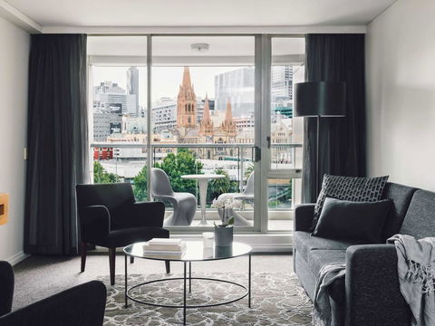 Quay West Suites Melbourne - Inverell Accommodation 1