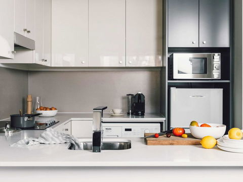 Quay West Suites Melbourne - Inverell Accommodation 43