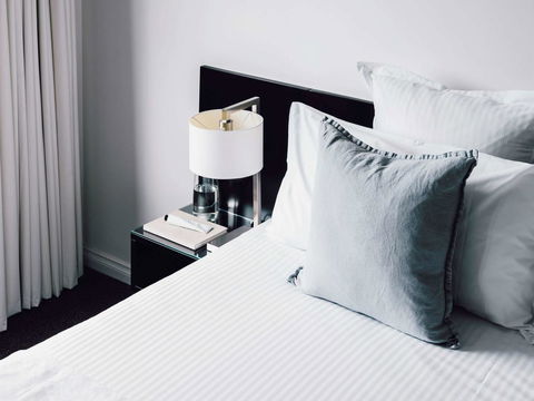 Quay West Suites Melbourne - Inverell Accommodation 39