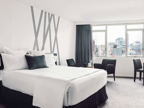 Quay West Suites Melbourne - Inverell Accommodation 19
