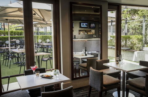 Quay West Suites Melbourne - Inverell Accommodation 24