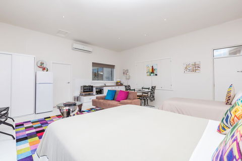 Cottages For Couples - Inverell Accommodation 8