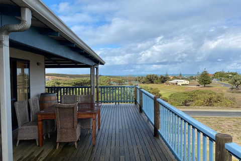 The Birds Nest - Inverell Accommodation 2