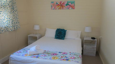 The Captain's Manor On Cook Unit 5 - Inverell Accommodation 3