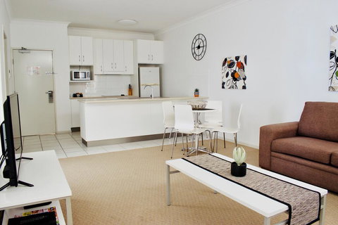 The Coast Motel - Inverell Accommodation 1