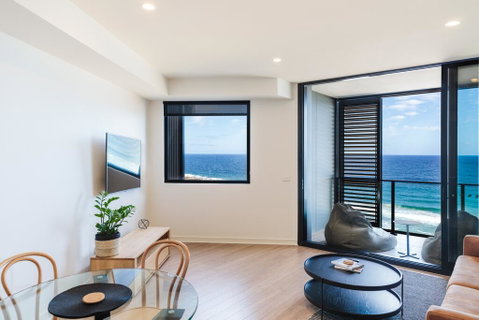 The Edge - Luxurious Waterfront Apartment - Inverell Accommodation 0