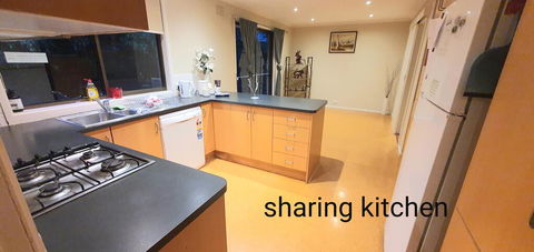 The Flower Homestay - Inverell Accommodation 3