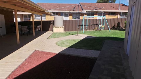 The Garden House - Inverell Accommodation 2