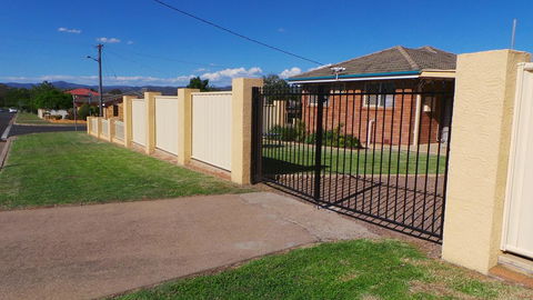 The Garden House - Inverell Accommodation 1