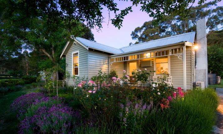 Sailors Hill VIC Inverell Accommodation
