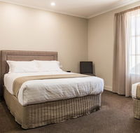 The Lighthouse Hotel - Inverell Accommodation