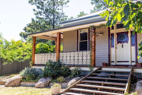 The Oaks Lilydale Accommodation - Inverell Accommodation 2