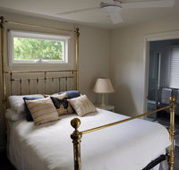 The Red Feather Inn - Inverell Accommodation