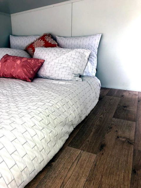 The Saddle Camp Tiny House, Braidwood - Inverell Accommodation 3
