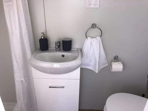 The Saddle Camp Tiny House, Braidwood - Inverell Accommodation 2