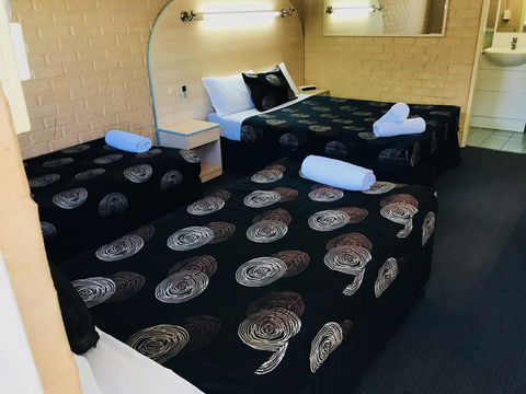 The Shamrock Hotel - Inverell Accommodation 3