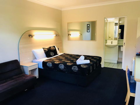 The Shamrock Hotel - Inverell Accommodation 2