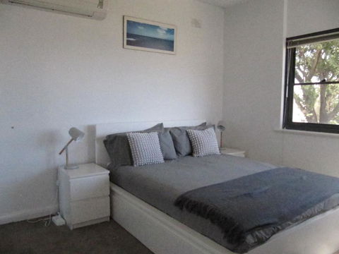 The Somerton Beach Retreat - Inverell Accommodation 2