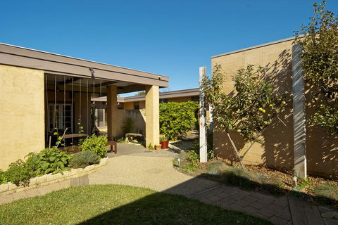 The Terrace Grove - Inverell Accommodation 0