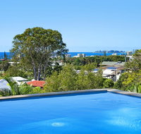 THE VIEW TUGUN - 4 bedrooms - Sea views - Private heated pool - Inverell Accommodation