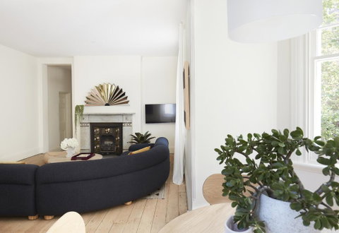 Three Rooms Sydney - Inverell Accommodation 3