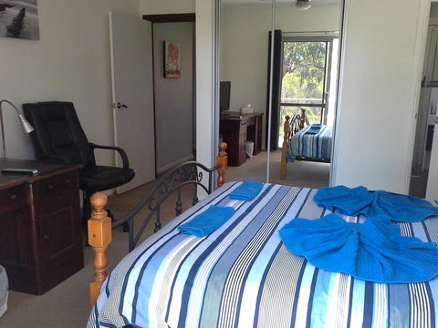 Tree Lodge - Inverell Accommodation 2