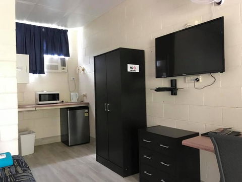 Tropical City Motor Inn - Inverell Accommodation 1