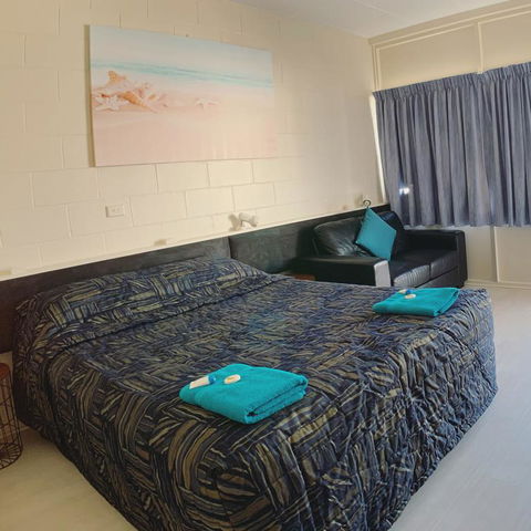 Tropical City Motor Inn - Inverell Accommodation 3