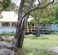 Twisted Gum Vineyard Cottage - Inverell Accommodation