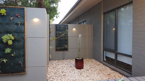 Two Bedroom Garden Apartment - Inverell Accommodation 3