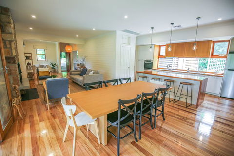 Two Oaks - Inverell Accommodation 1