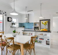 Venice on the Beach - Inverell Accommodation