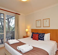 Villa Spa Executive 1br Merlot Resort Condo located within Cypress Lakes Resort nothing is more central - Inverell Accommodation