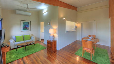 Village Stays Coldstream Gallery Apartment - Inverell Accommodation 0