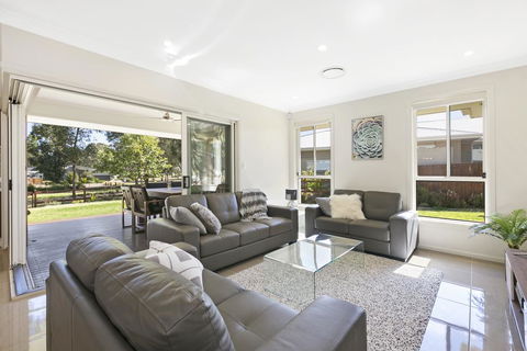 Vino E Golf - Inverell Accommodation 0