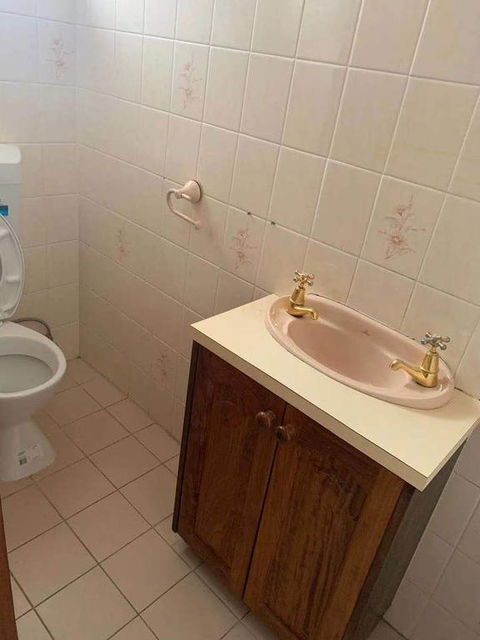 Vintage House In Bentleigh East - Inverell Accommodation 3