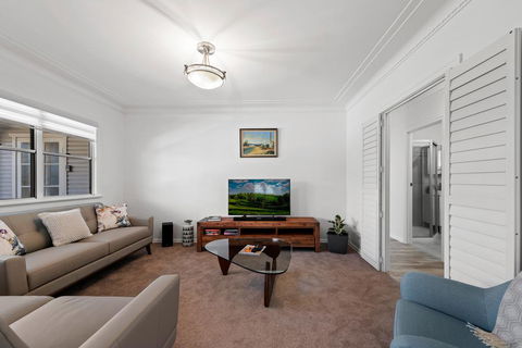 Viola House - Inverell Accommodation 3