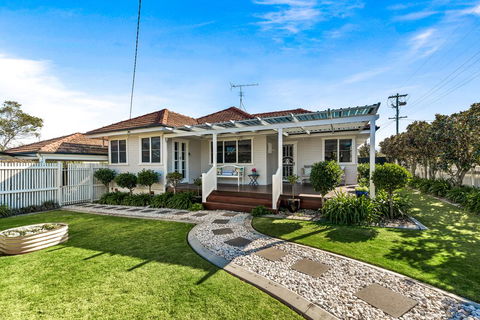Viola House - Inverell Accommodation 1