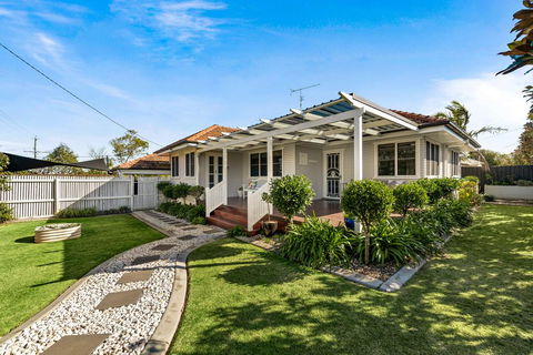 Viola House - Inverell Accommodation 0