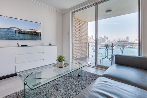 Wake Up To Sydney Harbour - Inverell Accommodation 0