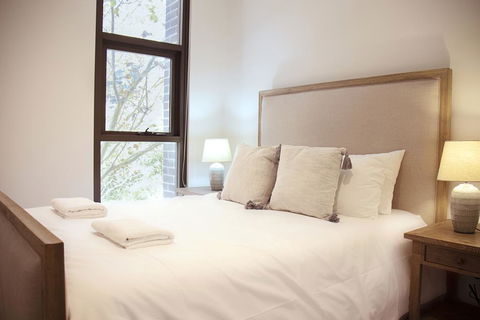 Walking To Darling Harbour, Townhall, QVB,ICC. - Inverell Accommodation 3