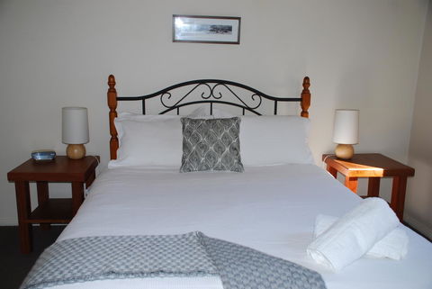 Bluegum Ridge Cottages - Inverell Accommodation 20