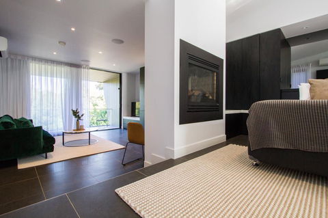 Hepburn Springs Escape - Inverell Accommodation 6