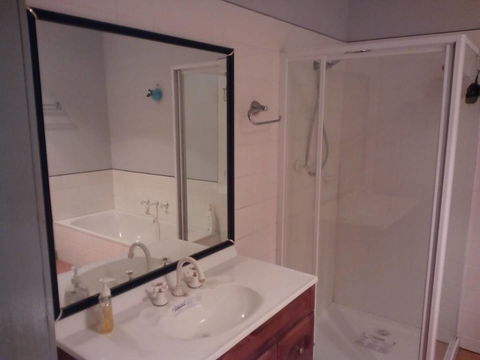 Avala Accommodation Daylesford - Inverell Accommodation 4