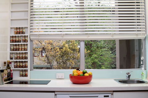 Colour Pop Fitzroy - 3 Bedroom Pet Friendly - Inverell Accommodation 24