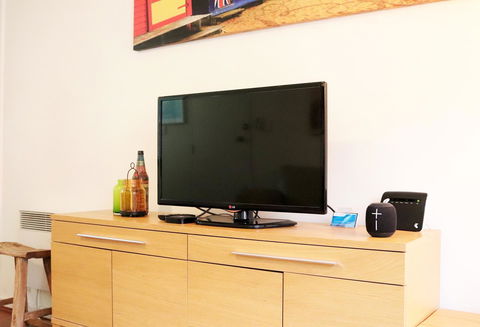 Colour Pop Fitzroy - 3 Bedroom Pet Friendly - Inverell Accommodation 26