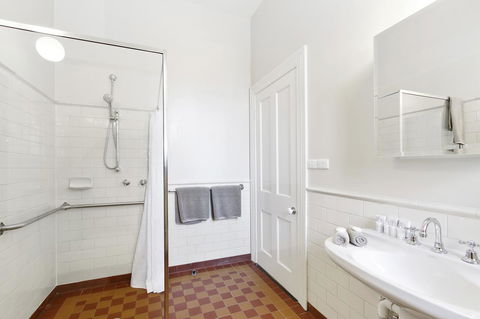 The Riversleigh - Inverell Accommodation 7